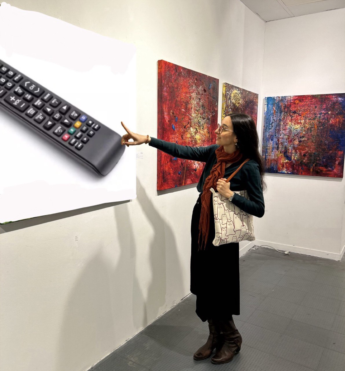 sara in museum